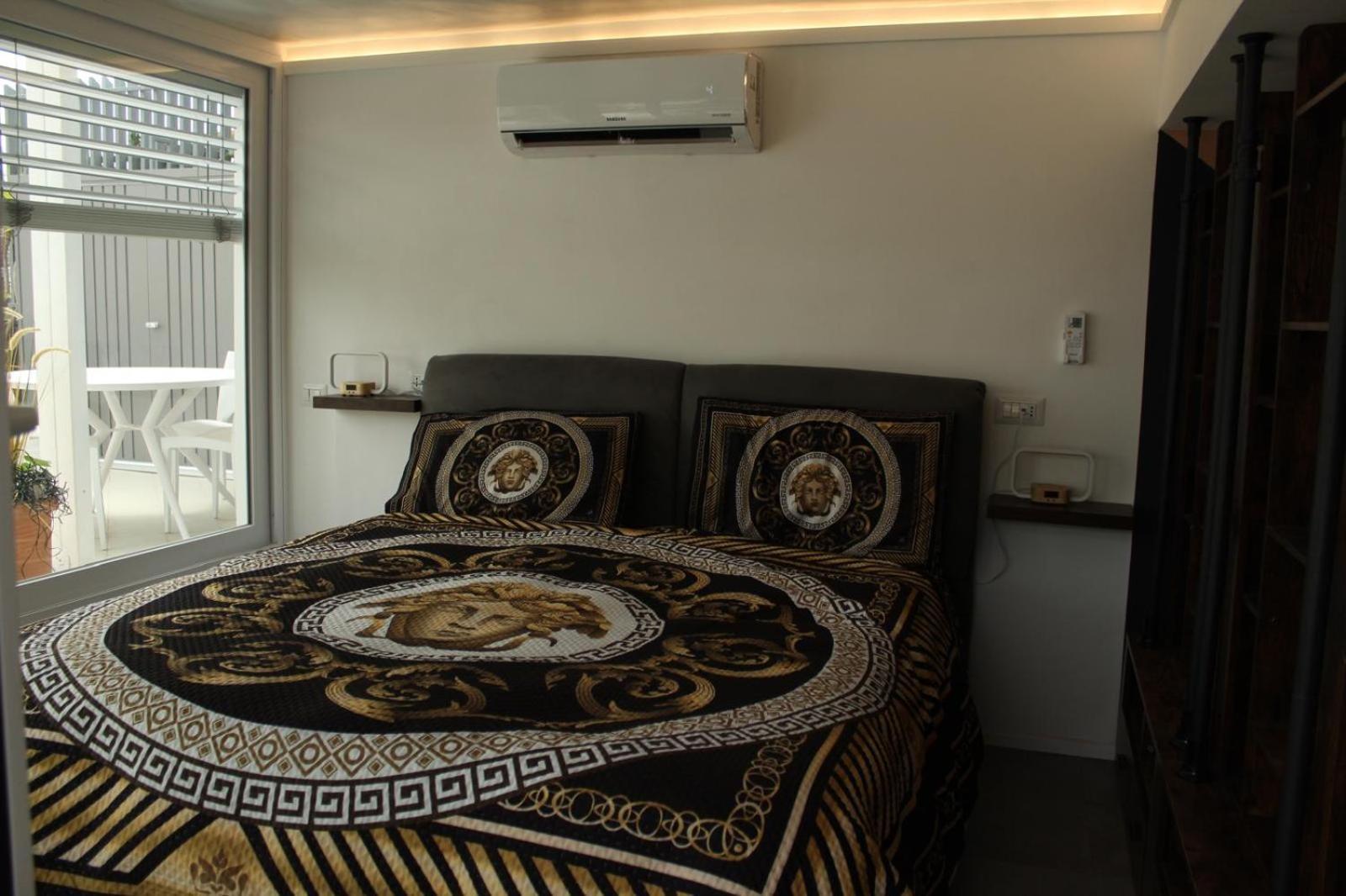 Caesars Penthouse Apartment Рим Екстериор снимка